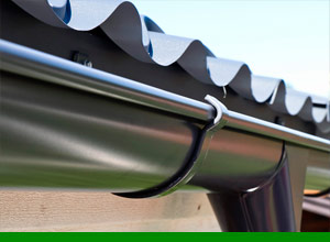 Поломка водосточной системы